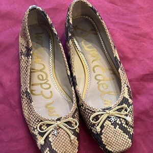 Sam Edelman Tan and Black Snake Print Flats